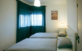 Enjoy View Apartment - Ocean, Surf, Beach, Eat & Work